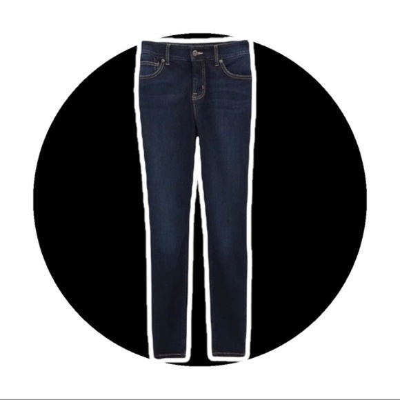 TORRID BOMBSHELL SKINNY- PREMIUM STRETCH DARK WASH - Picture 2 of 5